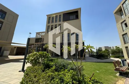 بناية كاملة - استوديو - 6 حمامات للايجار في ديستريكت 5 - كمبوندات التجمع الخامس - التجمع الخامس - مدينة القاهرة الجديدة - القاهرة