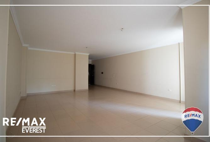 8452312 - Property Image 2