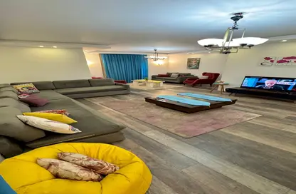 شقة - 3 غرف نوم - 4 حمامات للايجار في ماونتن فيو اكزاكتف - حى الاندلس - مدينة القاهرة الجديدة - القاهرة