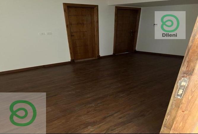 8257793 - صورة العقار 3