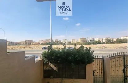 Apartment - 2 Bedrooms - 1 Bathroom for rent in West Somid Road - West Somid - 6 October City - Giza