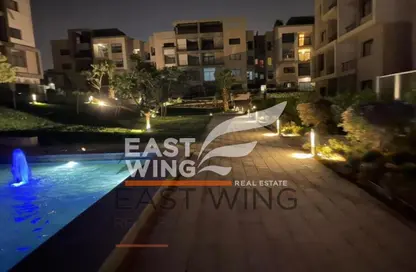 Apartment - 2 Bedrooms - 2 Bathrooms for sale in Moon Residences - Fifth Square - The 5th Settlement - New Cairo City - Cairo