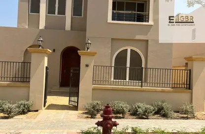 Villa - 6 Bedrooms - 5 Bathrooms for sale in Uptown Cairo - Mokattam - Cairo