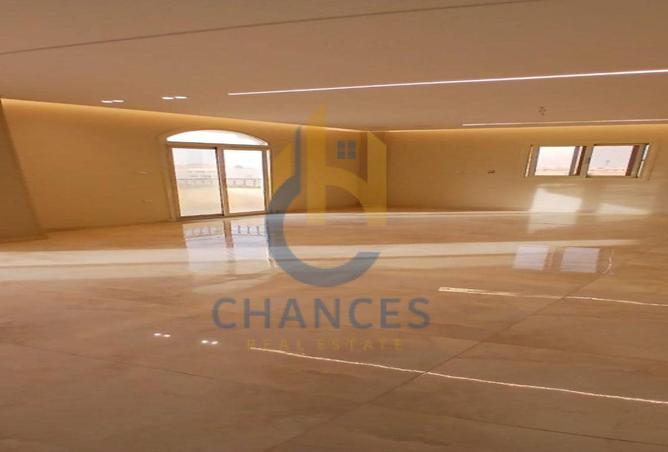 8369087 - Property Image 3