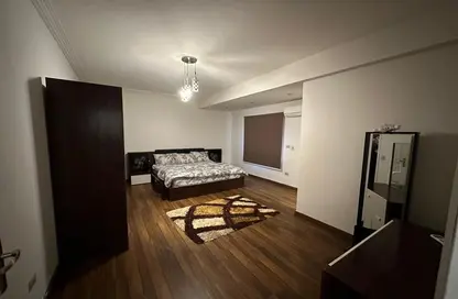 شقة - 3 غرف نوم - 3 حمامات للايجار في الحي السابع - الشيخ زايد - الجيزة