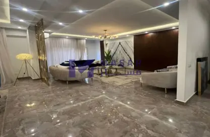 شقة - 3 غرف نوم - 3 حمامات للبيع في عمارات البنفسج - البنفسج - مدينة القاهرة الجديدة - القاهرة