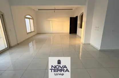 Apartment - 4 Bedrooms - 2 Bathrooms for rent in West Somid Road - West Somid - 6 October City - Giza