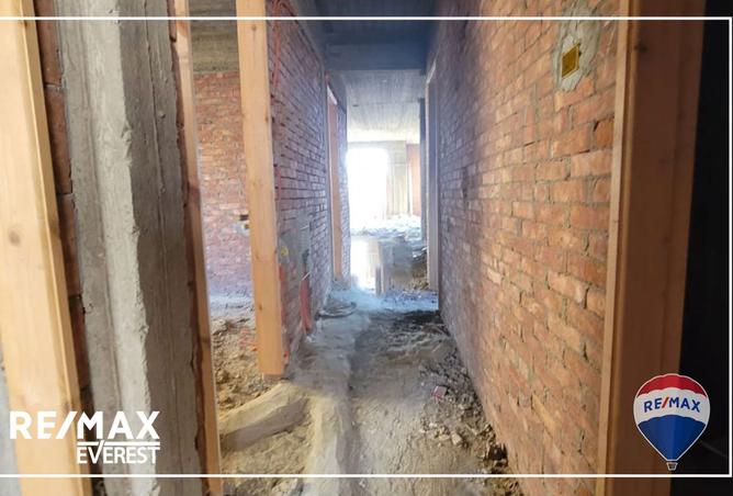 8123160 - Property Image 2
