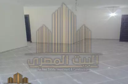 Apartment - 3 Bedrooms - 1 Bathroom for sale in El Koronfel - The 5th Settlement - New Cairo City - Cairo