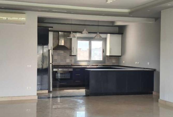 8222413 - Property Image 3