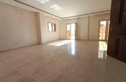 Apartment - 3 Bedrooms - 3 Bathrooms for rent in Al Narges - New Cairo City - Cairo