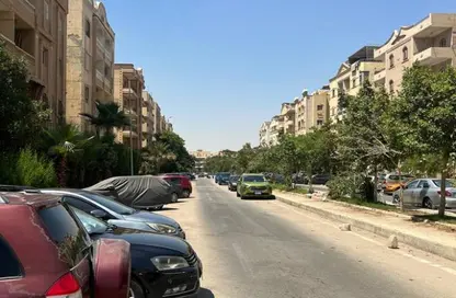 Apartment - 3 Bedrooms - 3 Bathrooms for sale in El Narges Buildings - Al Narges - New Cairo City - Cairo