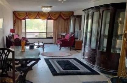 Apartment - 3 Bedrooms - 2 Bathrooms for sale in Mones Al Khadem St. - Al Hadiqah Al Dawliyah - 7th District - Nasr City - Cairo