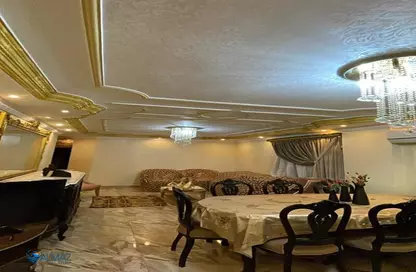 Apartment - 3 Bedrooms - 2 Bathrooms for sale in Mohamed Korayem St. - 6th Zone - Nasr City - Cairo