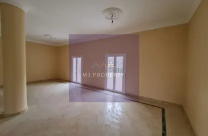 Villa - 6 Bedrooms - 4 Bathrooms for rent in Sheikh Zayed Compounds - Sheikh Zayed City - Giza