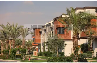 تاون هاوس - 3 غرف نوم - 4 حمامات للبيع في ازار - كمبوندات التجمع الخامس - التجمع الخامس - مدينة القاهرة الجديدة - القاهرة