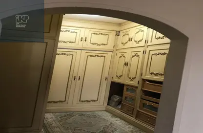 فيلا - 6 غرف نوم - 6 حمامات للبيع في المنطقة ب - حى جنوب الاكايمية - مدينة القاهرة الجديدة - القاهرة