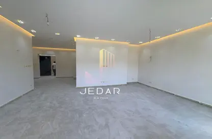 شقة - 3 غرف نوم - 3 حمامات للايجار في ذا كورت ياردز - كمبوندات الشيخ زايد - الشيخ زايد - الجيزة