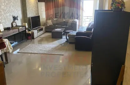 Apartment - 3 Bedrooms - 3 Bathrooms for sale in Al Shaheed Tayar Mahmoud Shaker Abdel Moneim St. - Smouha - Hay Sharq - Alexandria Apartment - 3 Bedrooms - 3 Bathrooms for sale in Al Shaheed Tayar Mahmoud Shaker Abdel Moneim St. - Smouha - Hay Sharq - Alexandria