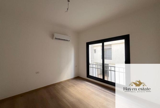 8321360 - Property Image 3