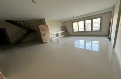 Penthouse - 3 Bedrooms - 4 Bathrooms for sale in Swan Lake Residence - 5th Settlement Compounds - The 5th Settlement - New Cairo City - Cairo