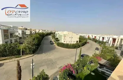 Villa - 4 Bedrooms - 3 Bathrooms for sale in Privado - Madinaty - Cairo