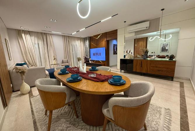 8323004 - Property Image 2