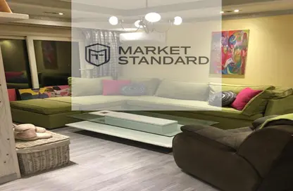 شقة - 3 غرف نوم - 3 حمامات للبيع في شارع هيئه التدريس - الدقي - الجيزة شقة - 3 غرف نوم - 3 حمامات للبيع في شارع هيئه التدريس - الدقي - الجيزة