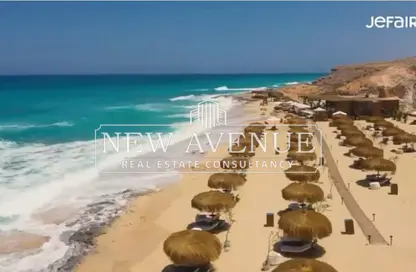 Chalet - 3 Bedrooms - 3 Bathrooms for sale in Jefaira - Ras Al Hekma - North Coast