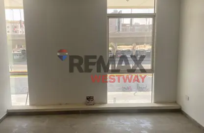 عيادة - استوديو - 1 حمام للايجار في بارك ستريت - محور 26 يوليو - الشيخ زايد - الجيزة