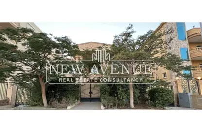 Villa - 7+ Bedrooms - 7+ Bathrooms for sale in Zakaria Ahmed St. - El Banafseg 5 - El Banafseg - New Cairo City - Cairo