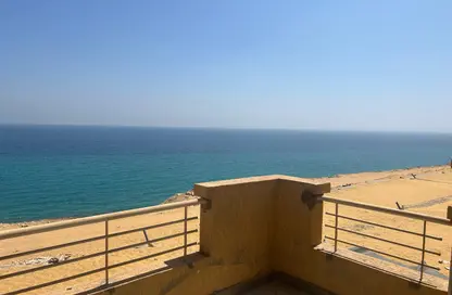 تاون هاوس - 4 غرف نوم - 4 حمامات للبيع في تلال السخنة - العين السخنة - السويس