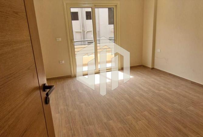 7928891 - Property Image 3