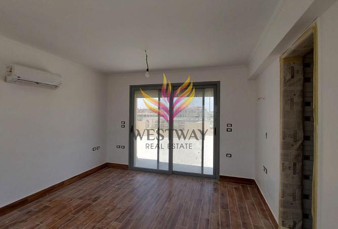 8240803 - Property Image 3