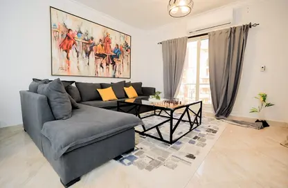 شقة - 3 غرف نوم - 2 حمامات للايجار في حى القرنفل - التجمع الخامس - مدينة القاهرة الجديدة - القاهرة