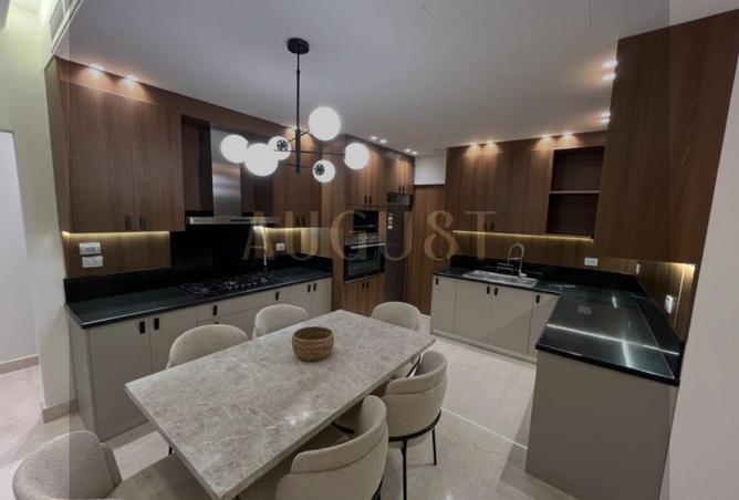 8020432 - Property Image 2