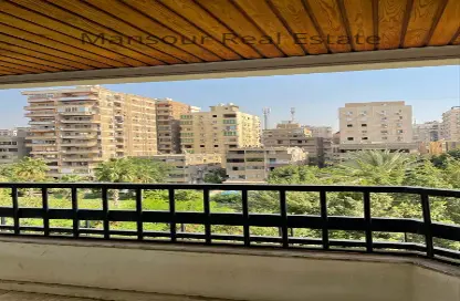 Apartment - 3 Bedrooms - 2 Bathrooms for sale in Dr Al Batrawy St. - 1st Zone - Nasr City - Cairo