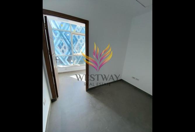 8266666 - Property Main Image