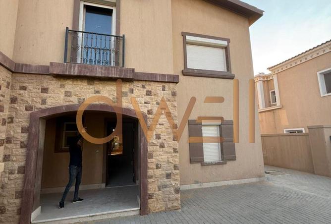 8418201 - Property Image 2