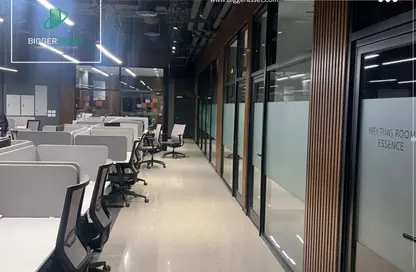 مساحات مكتبية - استوديو - 2 حمامات للايجار في شارع مجمع البنوك - شارع التسعين الجنوبي - التجمع الخامس - مدينة القاهرة الجديدة - القاهرة