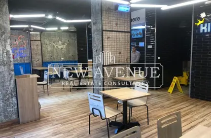 Retail - Studio - 2 Bathrooms for rent in Sarayat Al Maadi - Hay El Maadi - Cairo