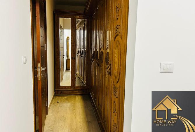 8195903 - Property Image 2