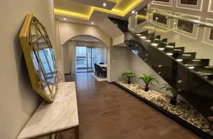 (بنتهاوس (روف - 3 غرف نوم - 3 حمامات للايجار في فيلدج جيت - المستثمرين الجنوبية - مدينة القاهرة الجديدة - القاهرة (بنتهاوس (روف - 3 غرف نوم - 3 حمامات للايجار في فيلدج جيت - المستثمرين الجنوبية - مدينة القاهرة الجديدة - القاهرة