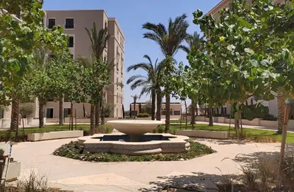 Apartment - 3 Bedrooms - 3 Bathrooms for sale in Village West - Sheikh Zayed Compounds - Sheikh Zayed City - Giza
