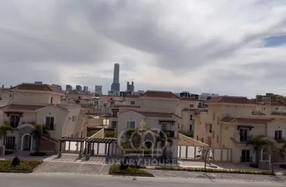 Townhouse - 4 Bedrooms - 4 Bathrooms for sale in Al Maqsad - New Capital Compounds - New Capital City - Cairo