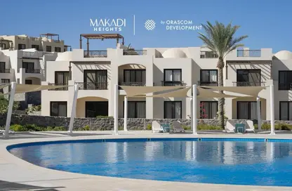 Chalet - 2 Bedrooms - 2 Bathrooms for sale in Makadi Orascom Resort - Makadi - Hurghada - Red Sea