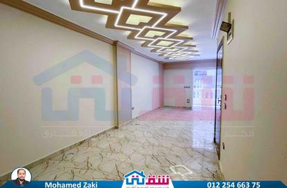 Apartment - 3 Bedrooms - 1 Bathroom for sale in Sidi Beshr - Hay Awal El Montazah - Alexandria