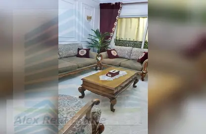 شقة - 3 غرف نوم - 1 حمام للايجار في شارع الدلتا - سبورتنج - حي شرق - الاسكندرية