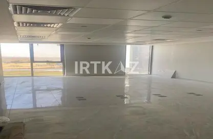 Office Space - Studio - 1 Bathroom for rent in Hyde Park Business District Mall - South Teseen St. - The 5th Settlement - New Cairo City - Cairo