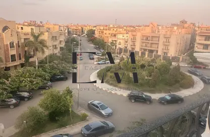 شقة - 3 غرف نوم - 2 حمامات للايجار في محور العروبة - المنطقة أ - حى جنوب الاكايمية - مدينة القاهرة الجديدة - القاهرة